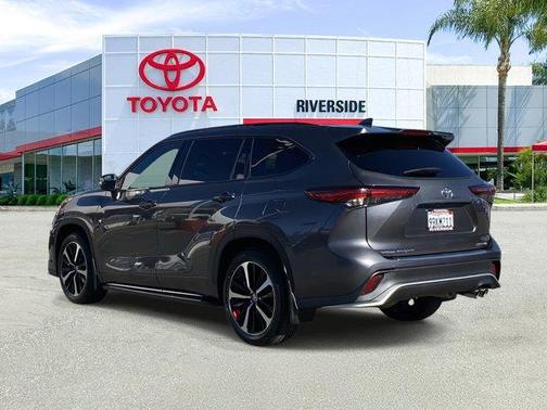 2022 Toyota Highlander XSE