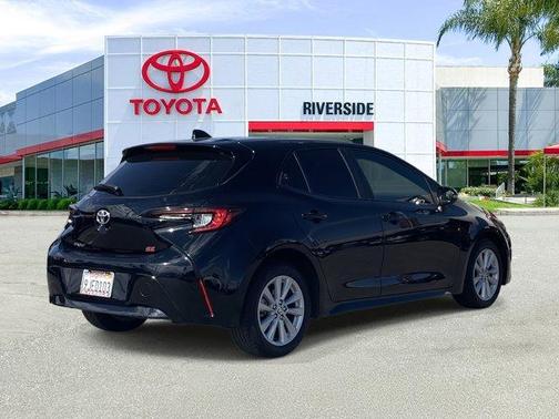 2024 Toyota Corolla Hatchback SE