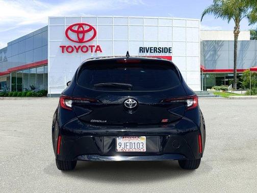 2024 Toyota Corolla Hatchback SE