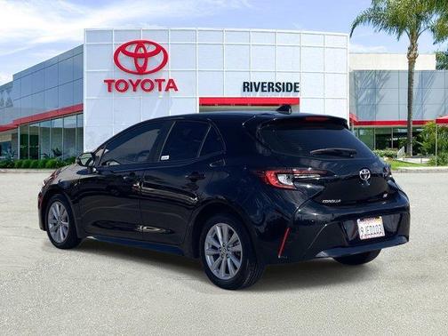 2024 Toyota Corolla Hatchback SE