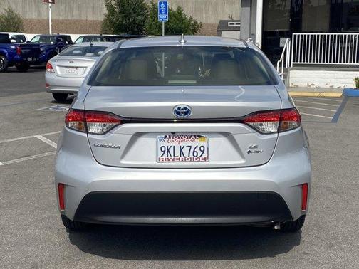 2025 Toyota Corolla Hybrid LE