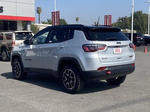 2024 Jeep Compass Trailhawk