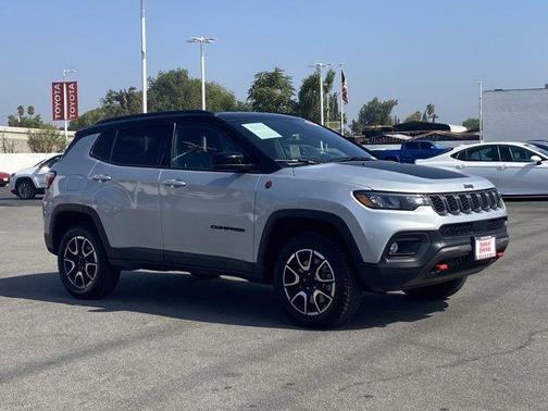 2024 Jeep Compass Trailhawk