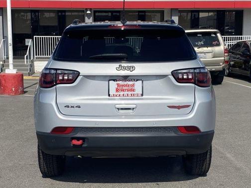 2024 Jeep Compass Trailhawk