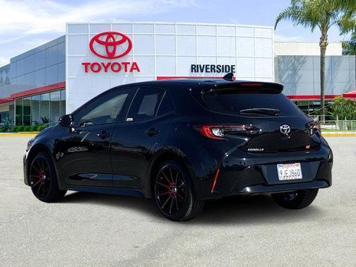 2024 Toyota Corolla Hatchback SE