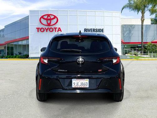 2024 Toyota Corolla Hatchback SE