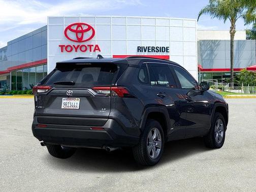 2025 Toyota RAV4 Hybrid LE