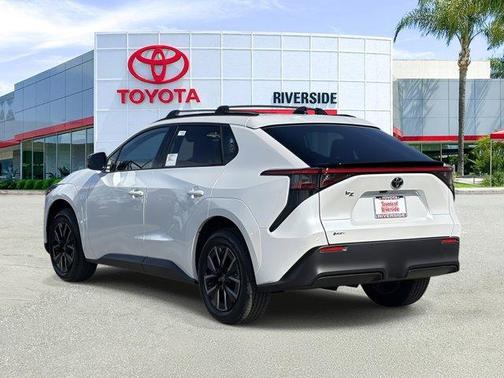 2026 Toyota bZ XLE PLUS