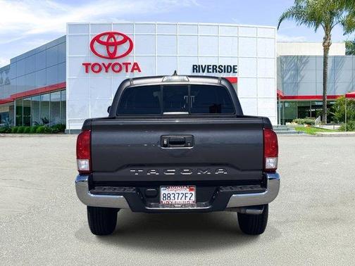 2017 Toyota Tacoma SR5
