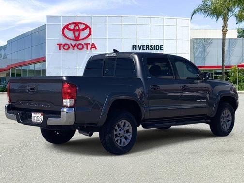 2017 Toyota Tacoma SR5