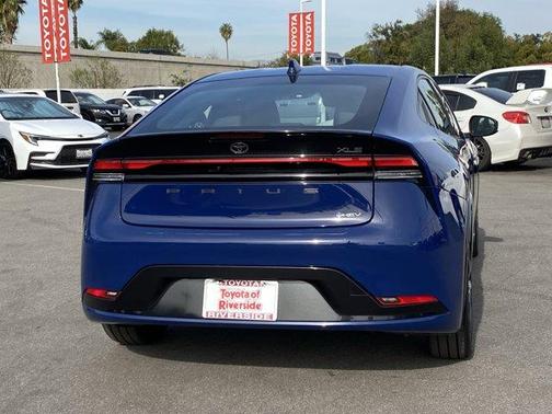 2024 Toyota Prius XLE