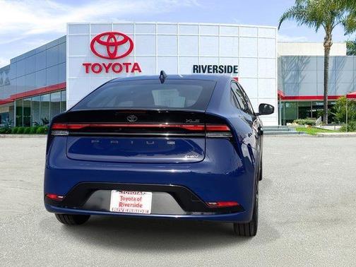 2024 Toyota Prius XLE