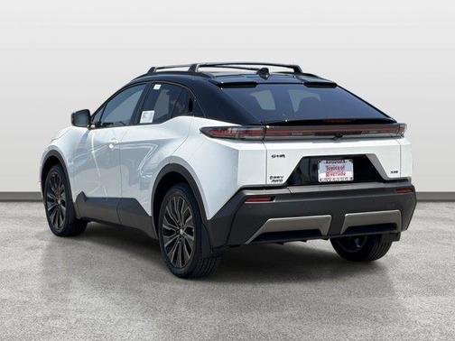 Wind Chill Pearl 2026 Toyota C-HR XSE