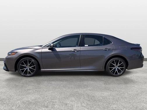 Predawn Gray Mica 2024 Toyota Camry SE