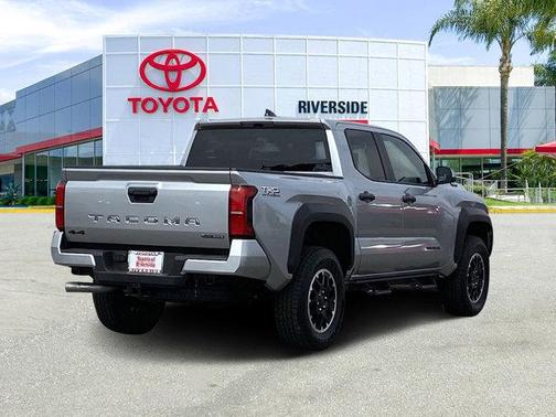 2025 Toyota Tacoma Hybrid TRD Off Road