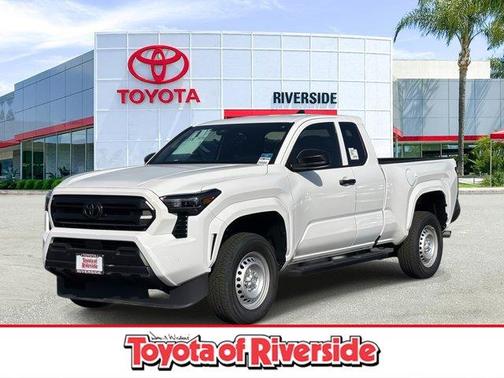 2025 Toyota Tacoma SR
