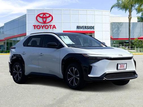2025 Toyota bZ4X XLE