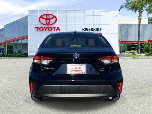 2025 Toyota Corolla Hybrid LE
