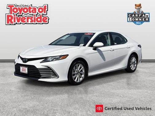 Ice 2024 Toyota Camry LE