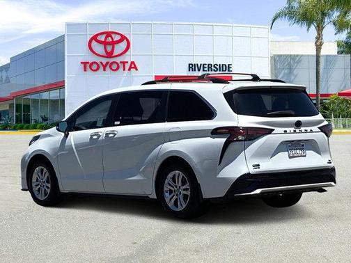 2023 Toyota Sienna XSE 25th Anniversary