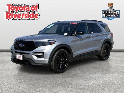 Silver Metallic 2023 Ford Explorer ST-Line