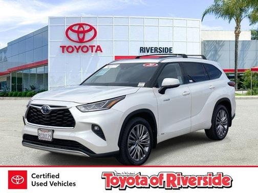 2020 Toyota Highlander Hybrid Platinum