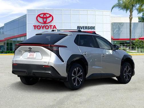 2025 Toyota bZ4X XLE