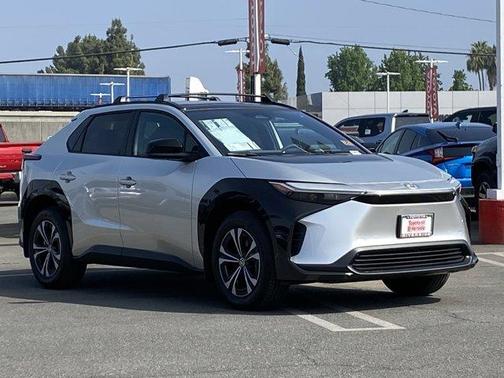 2025 Toyota bZ4X XLE
