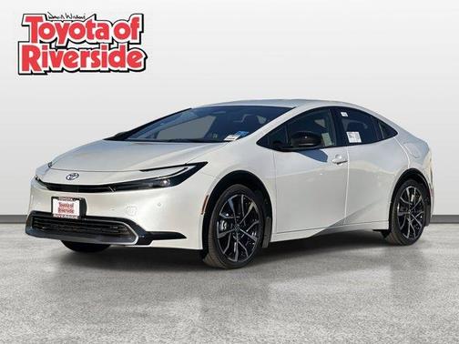 Wind Chill Pearl 2026 Toyota Prius Plug-In Hybrid XSE