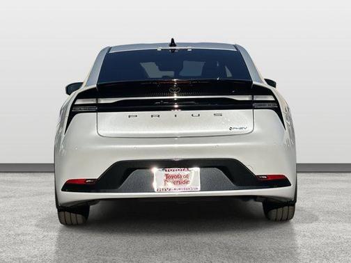 Wind Chill Pearl 2026 Toyota Prius Plug-In Hybrid XSE