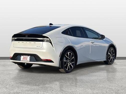 Wind Chill Pearl 2026 Toyota Prius Plug-In Hybrid XSE