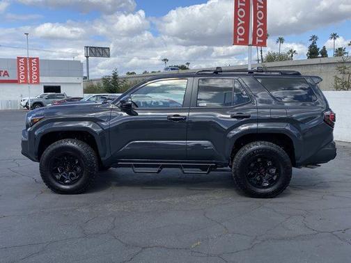 UNDERGROUND 2026 Toyota 4Runner TRD Sport
