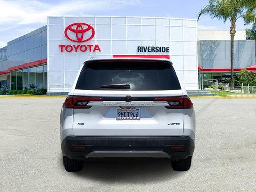 2024 Toyota Grand Highlander LIMITED