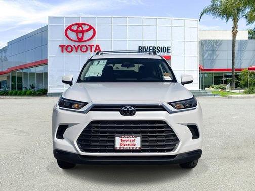 2026 Toyota Grand Highlander LE