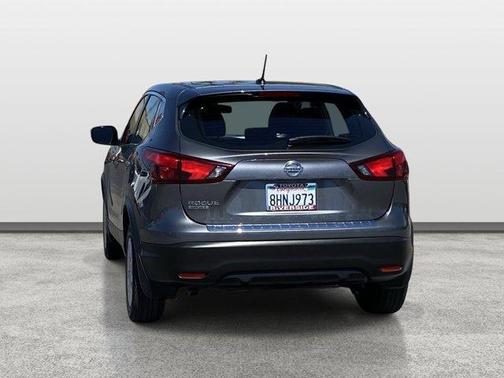 Gun Metallic 2019 Nissan Rogue Sport S