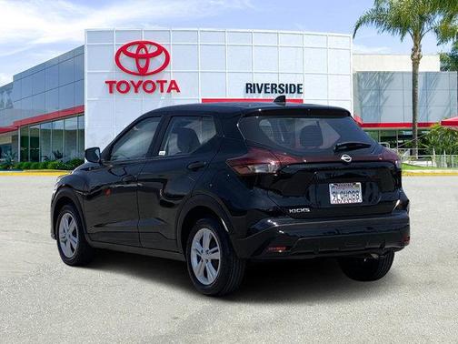 2024 Nissan Kicks S