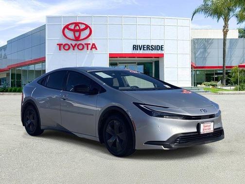 2023 Toyota Prius LE