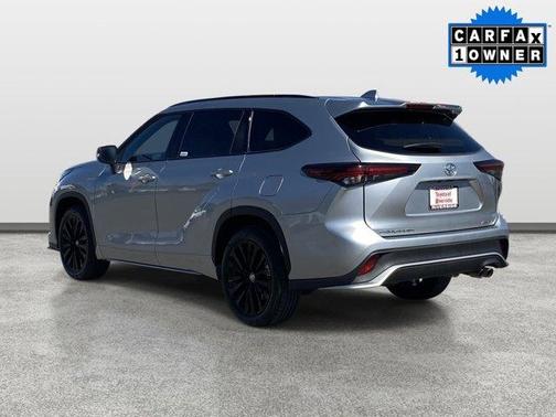 2025 Toyota Highlander XSE