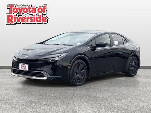 Midnight Black Metallic 2026 Toyota Prius Plug-In Hybrid SE