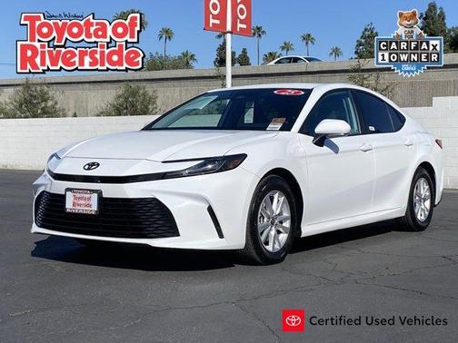 Ice 2025 Toyota Camry LE