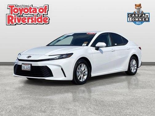Ice 2025 Toyota Camry LE