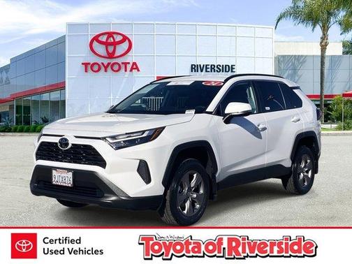 2024 Toyota RAV4 XLE