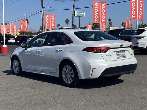 2023 Toyota Corolla Hybrid XLE