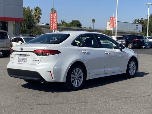 2023 Toyota Corolla Hybrid XLE