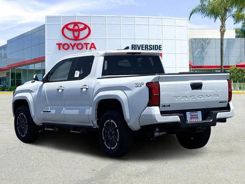 2025 Toyota Tacoma Hybrid TRD Sport