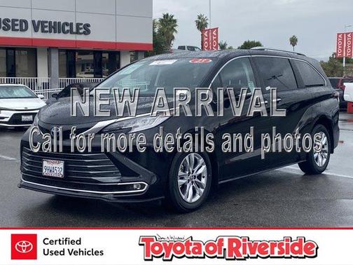 2023 Toyota Sienna Limited