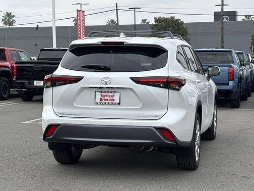 2026 Toyota Highlander Limited