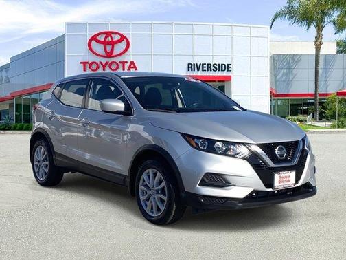 2022 Nissan Rogue Sport S