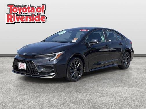 Black 2024 Toyota Corolla SE