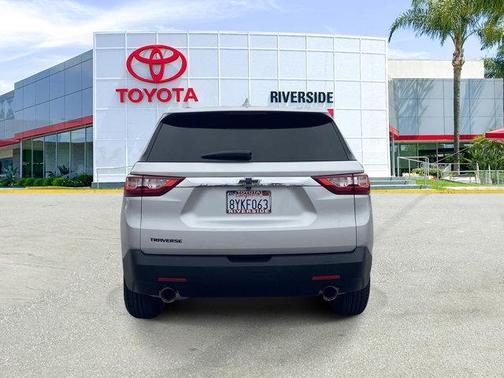 2021 Chevrolet Traverse LS